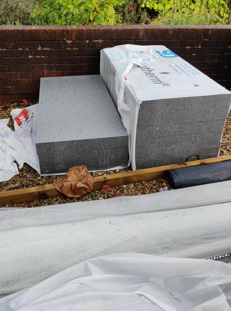 Thermal blocks used for external wall insulation